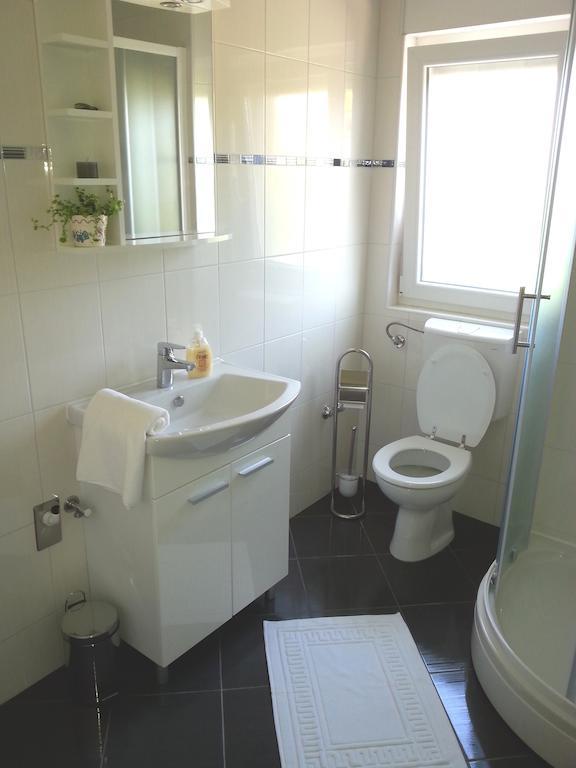 Apartments Levanat Zadar Room photo